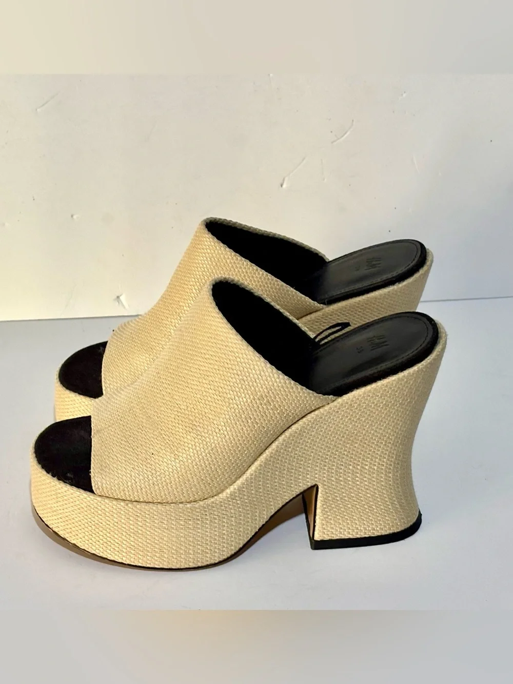 H&M Cream Woven Platform Mule Heels Size 8.5